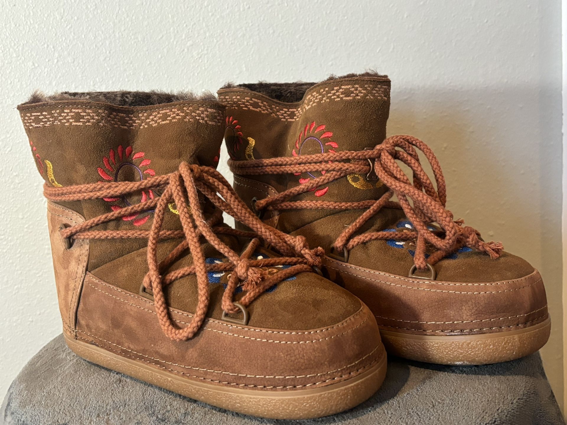 IKKII Brown Folklore Snow Boots