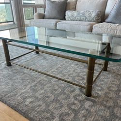 Stunning Vintage Mastercraft Glass and Brass Coffee Table in Excellent Condition Gorgeous Very heavy and substantial 