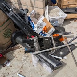 Junk & Trash 🚛 🛋️ 🪞🪑