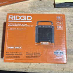 Rigid 18 V Speaker With Bluetooth Technology