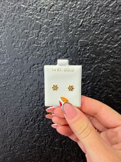 14 KT  0.9 GR YELLOW GOLD