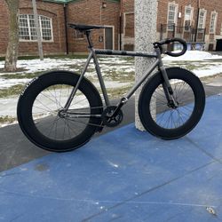 Fixie Bike (Leader Kagero 2011) 