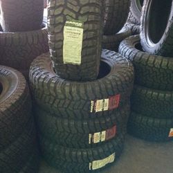 New Tire Radar Renegade RT 275 65 18lt 