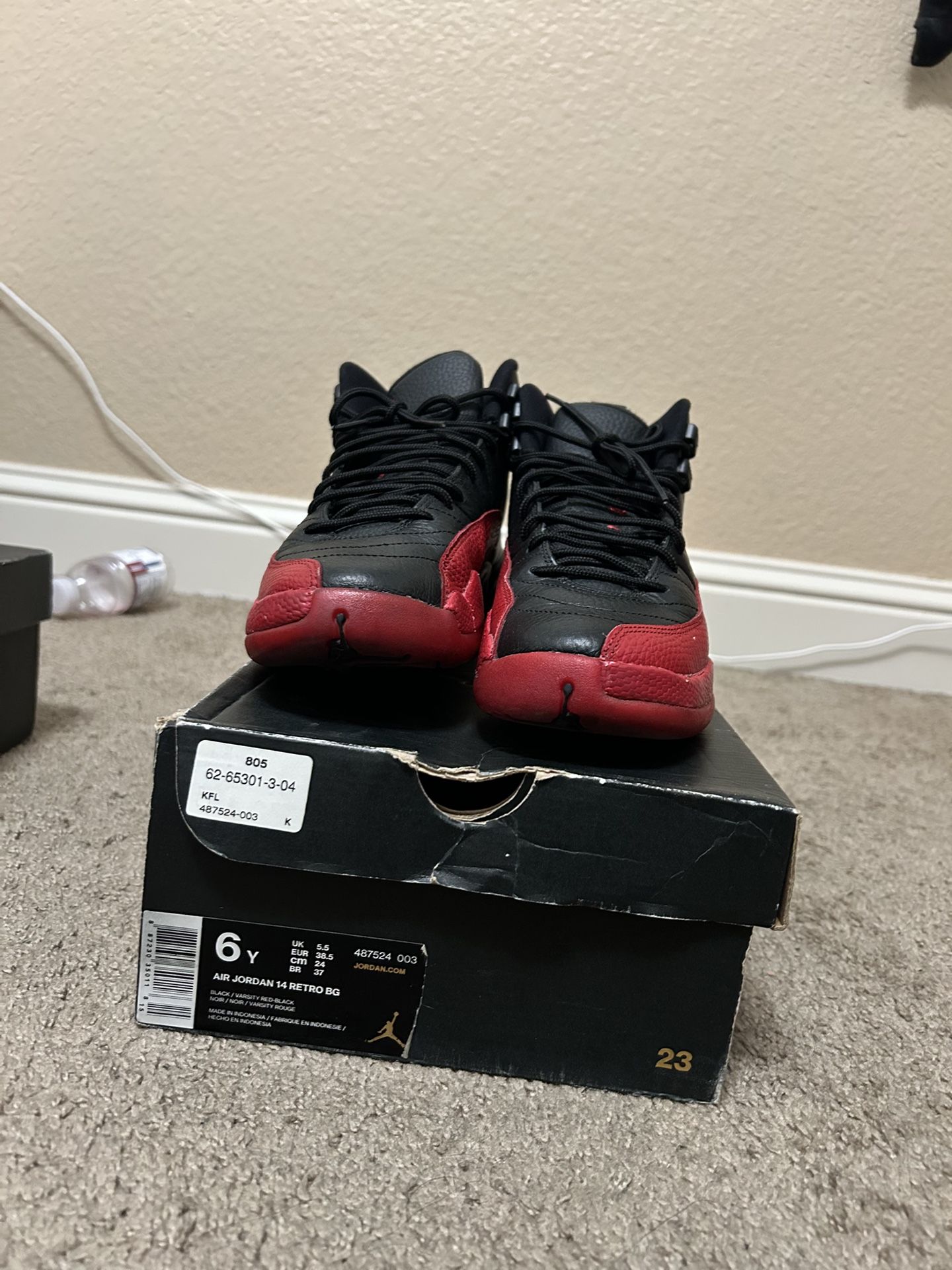 used 6y Jordan 12s Retro ‘Flu Game’