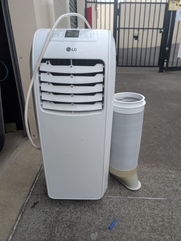 LG Portable Standing AC Unit
