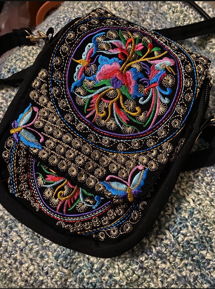 Last Min Christmas Gift Embroidered Cross Body Bag Purse