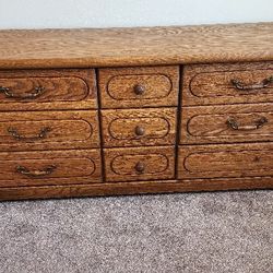 OAK DRESSER-FREE