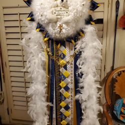 HOMECOMING MUMS