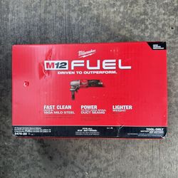 Nibbler 16 Ga Variable speed Fuel Milwaukee M12