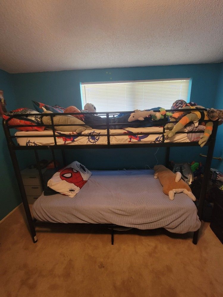 Twin Over Twin Metal Bunk With Mattresses