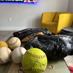 2 Right handed Base Ball Glove 