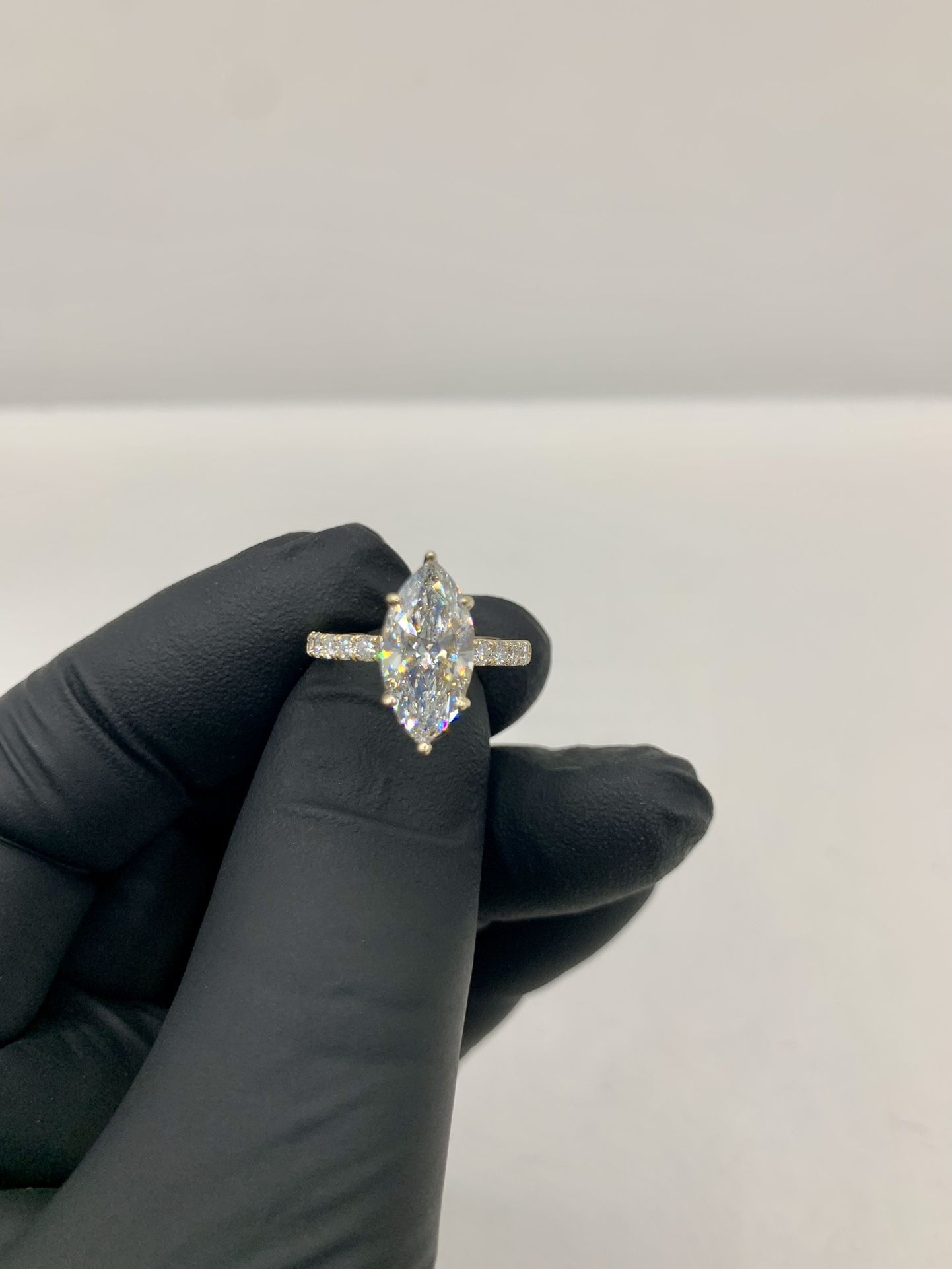 14 k Lab grown Diamond 3 Ct