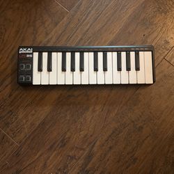 Akai Professional LPK25