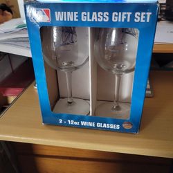 MLB Milwaukee Brewers 12oz Wine Glass Set