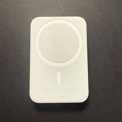 Apple Magsafe Battery Charger A2384 Portable Battery Bank