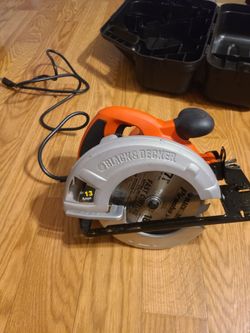 Black and Decker Skillsaw
