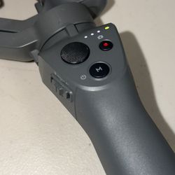 DJI Osmo Mobile 3 - Handheld Stabilizer