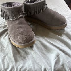 Ugg Slippers Women Size 8