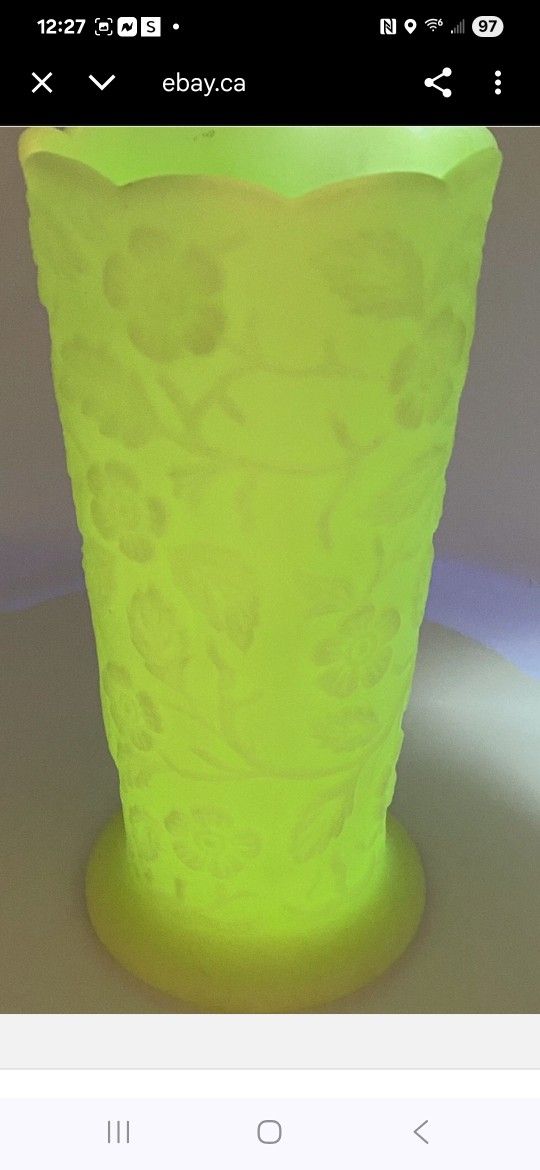 Vintage  Fenton Satin Burmese Custard Glass Peacock Vase 8"  Uranium Glass