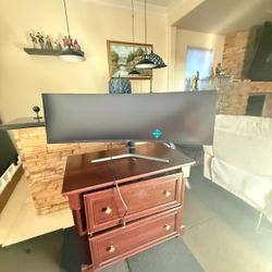 Ultrawide Curved PC Monitor