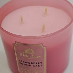 New white barn Bath And Body Works 3wick STRAWBERRY SHORTCAKE candle 