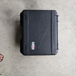 SKB Case 20x18x9
