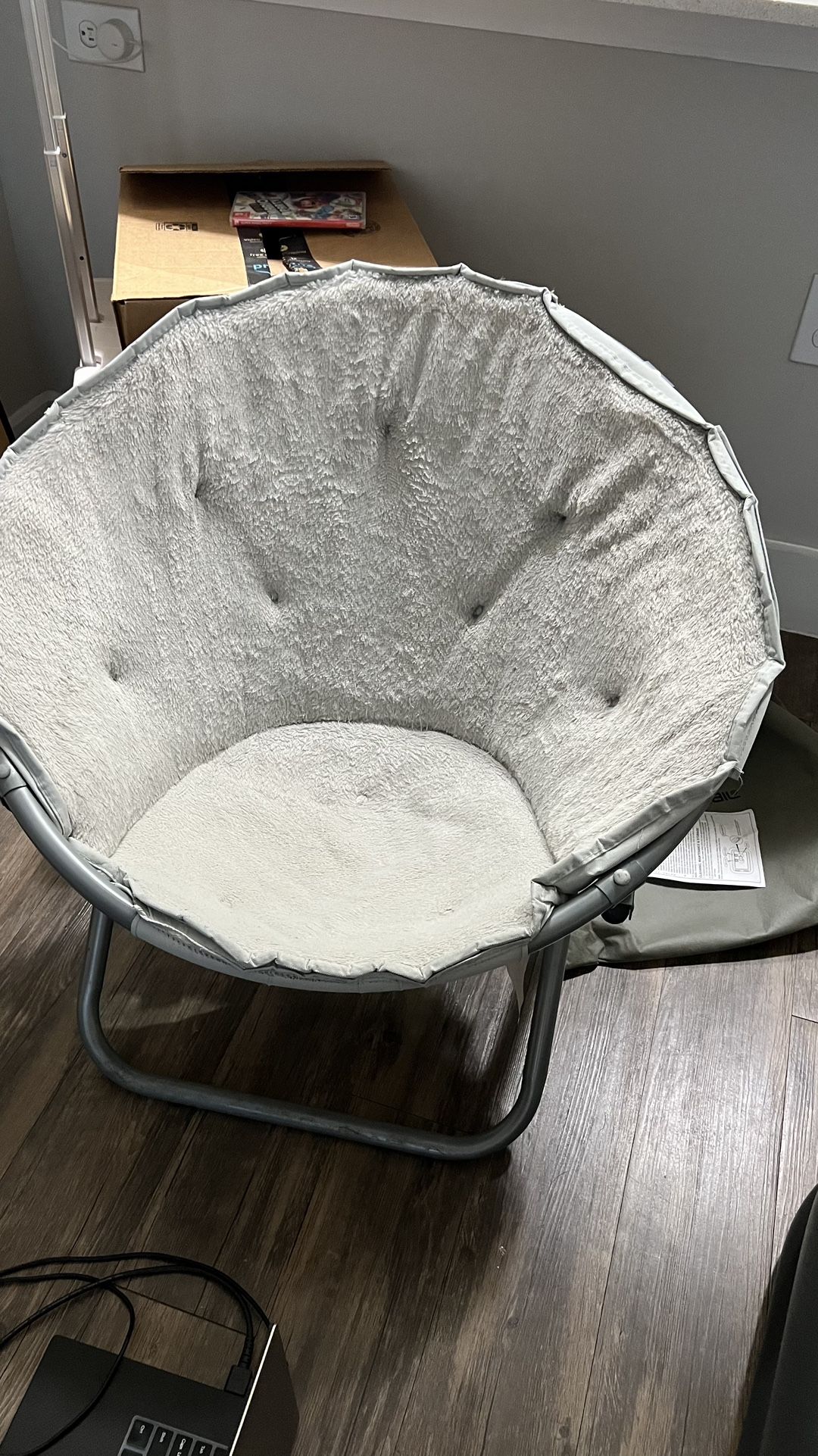 Saucer Chair