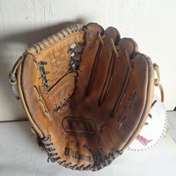 Wilson  Oversized Glove XXXL , 15"