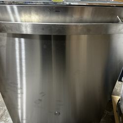 Brand New Dishwasher 