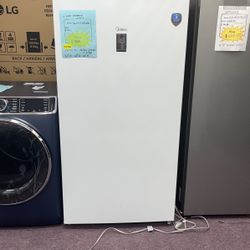 Upright Freezer Or Fridge New Open Box And 2 Year Warranty 