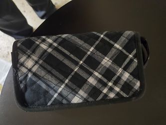 Vera Bradley zip around wallet