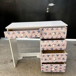 Stitch Desk Vanity Available In Different Colors 