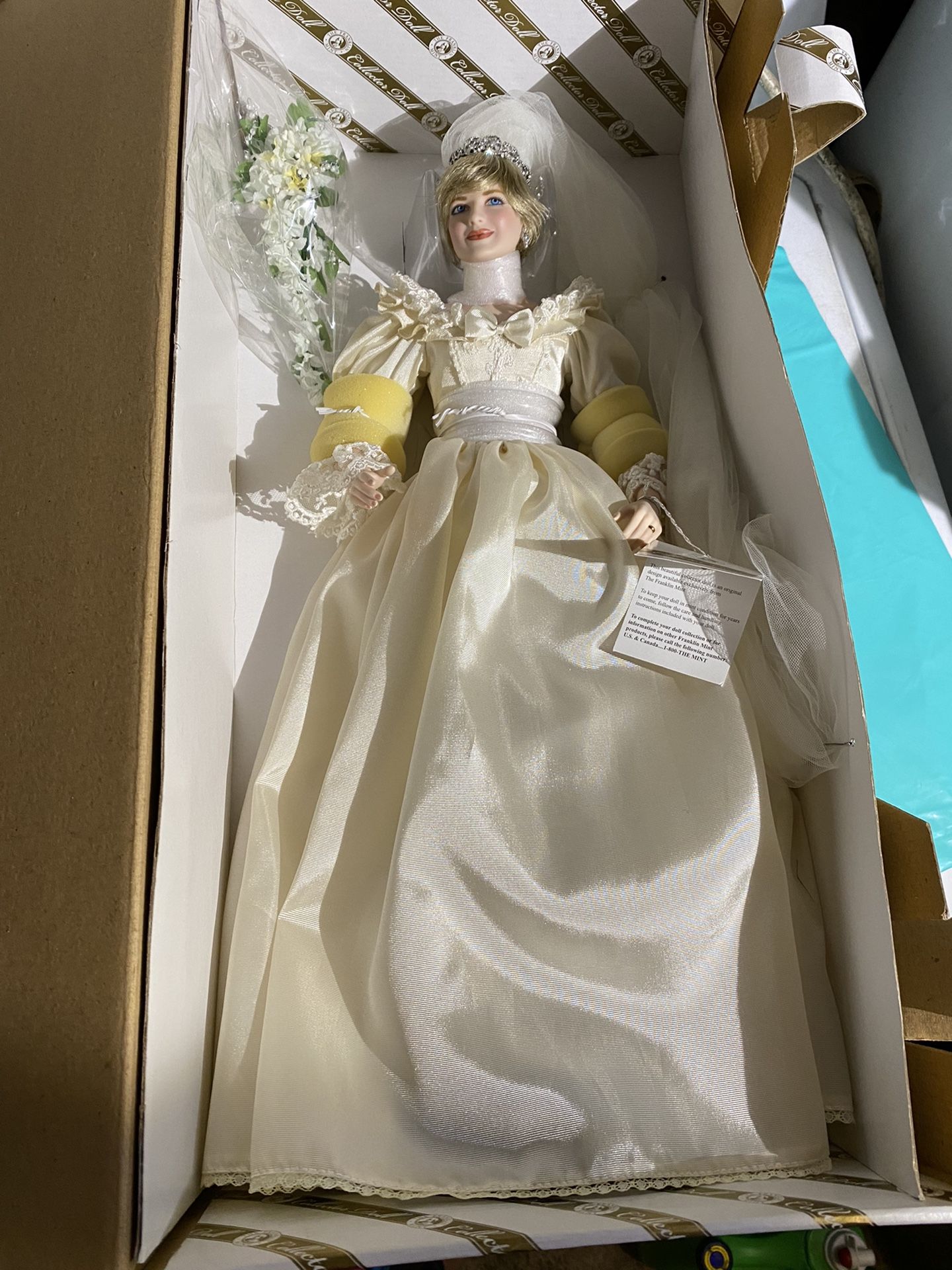 Franklin Mint Princess Diana Doll Porcelain Wedding/Bride Doll NEW