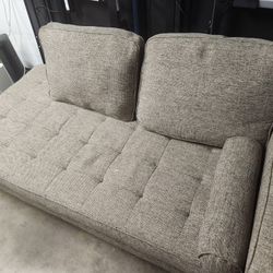 Couch – Great Condition!