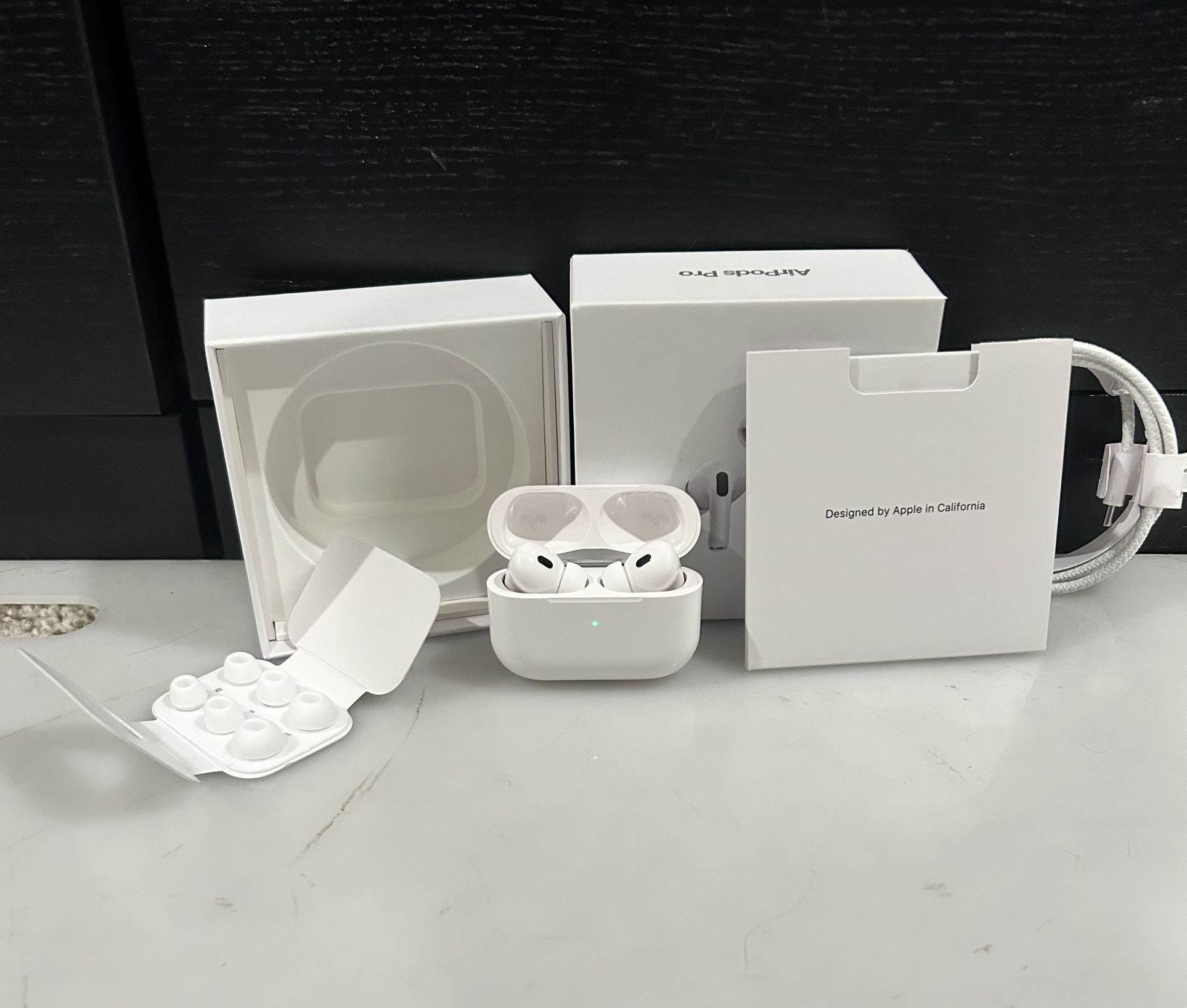 Apple Airpods Pro 2nd Generation With Mag Safe Charging Case