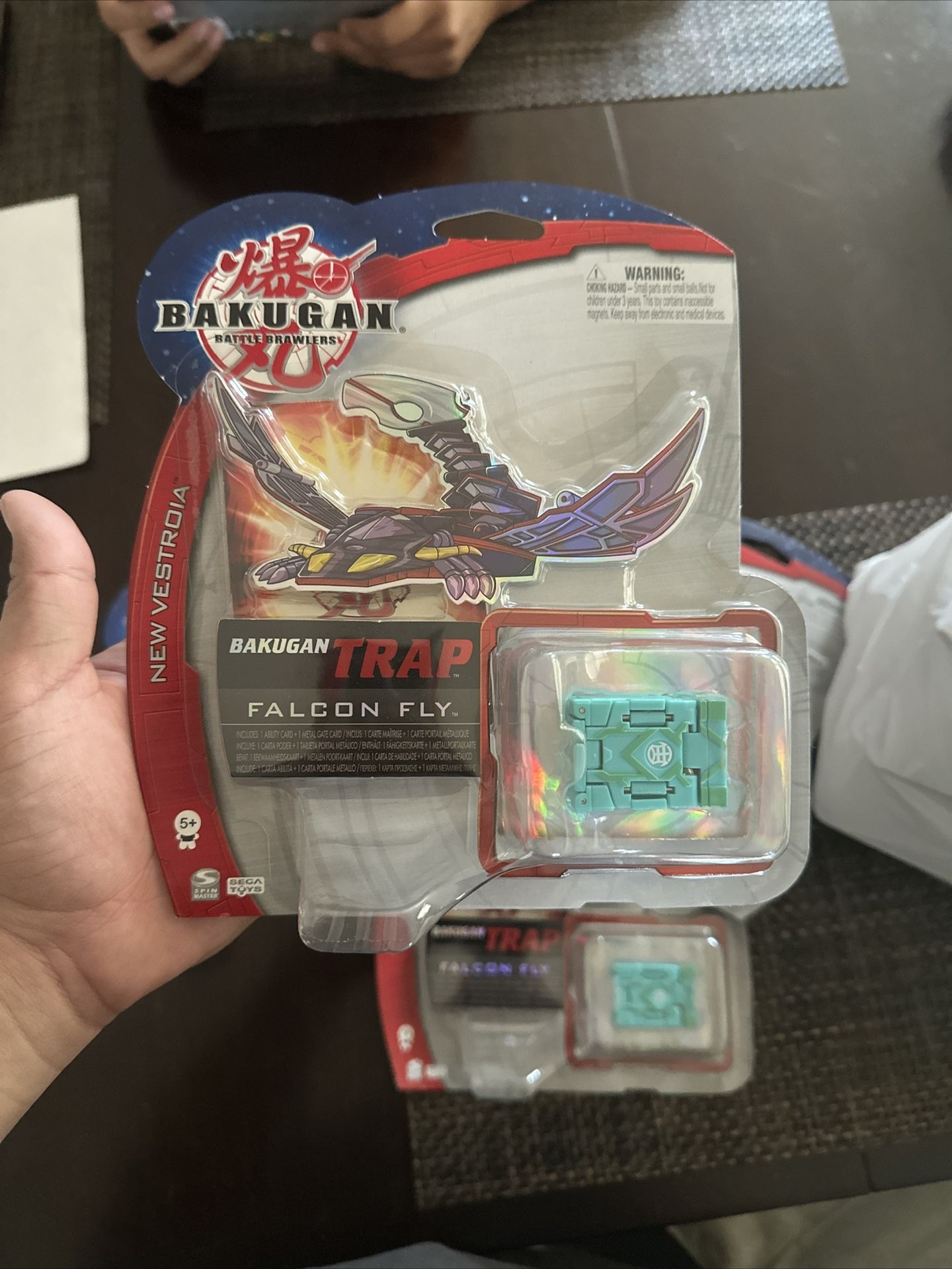 Bakugan Trap Falcon Fly