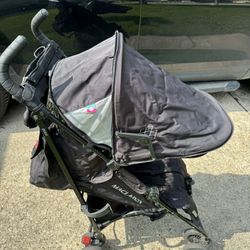 Maclaren Child’s Foldable Lightweight Travel Stroller Black Clean!