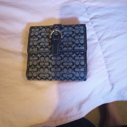 Authentic Small Coach Wallet Coin Purse Black And Gray Classic C