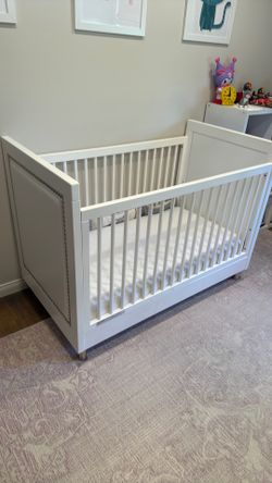 Delta  Children Avery 3 in 1 Crib