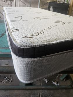 NEW Queen Mattresses