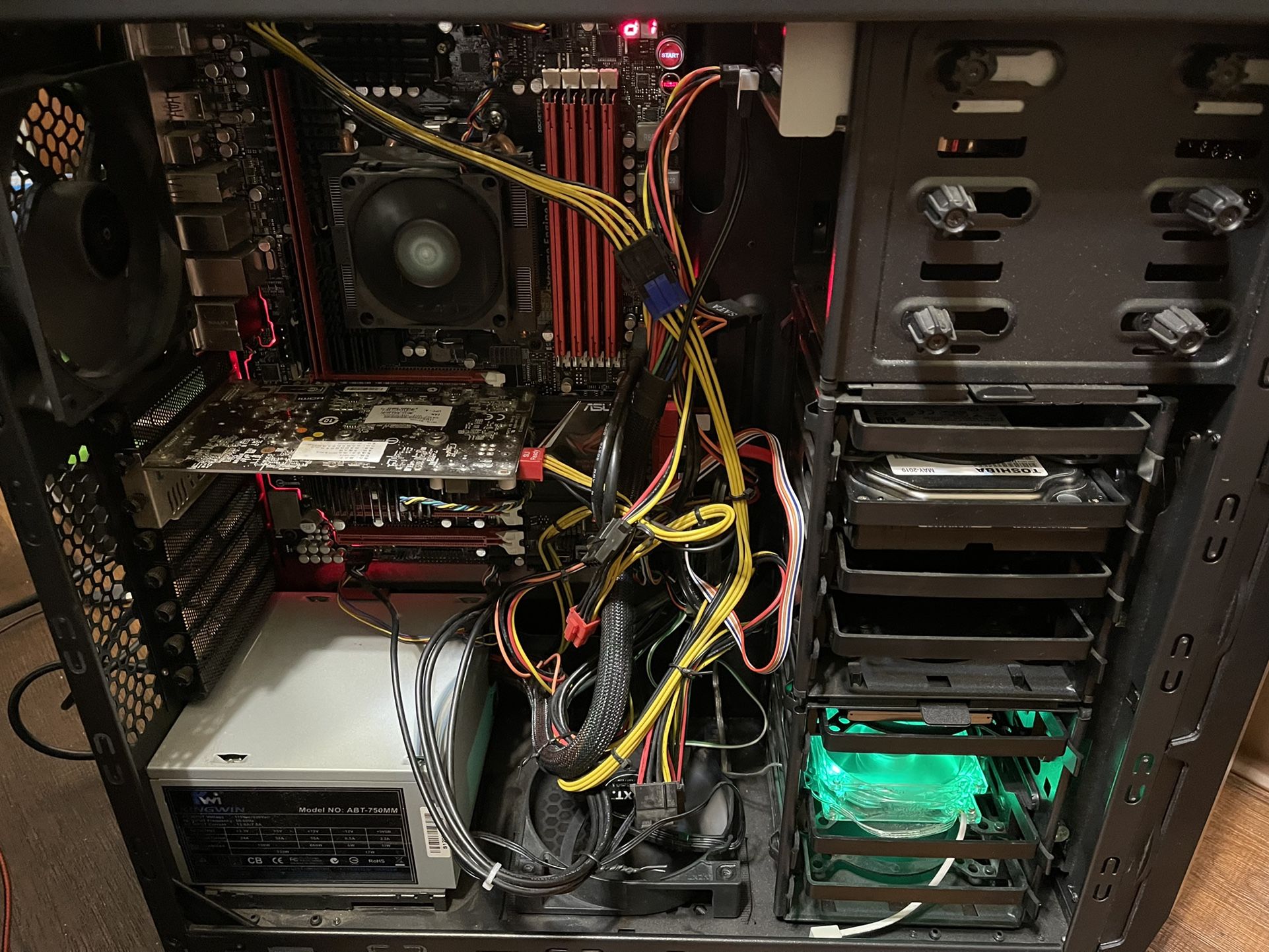 pc Gaming Amd Fx (Tm) -8320 Eight- Core Processor 3512MHz 4 Core (s) 32GB RAM 256GB SSD 1TB HDD WINDOWS 10 And Working Good