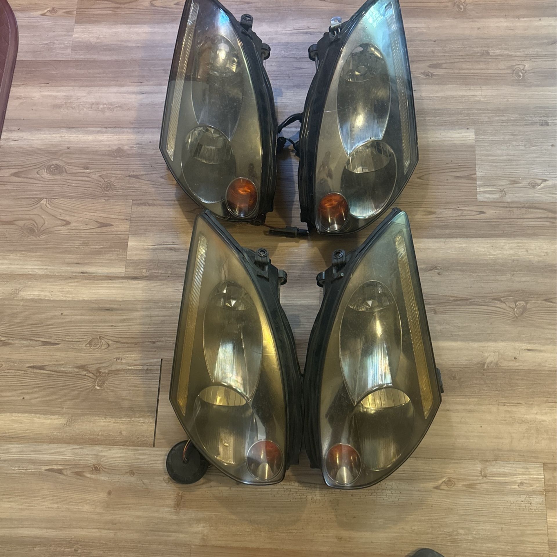 2003 Infiniti G35 Headlights