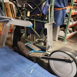 Precor EFX 865 Elliptical 