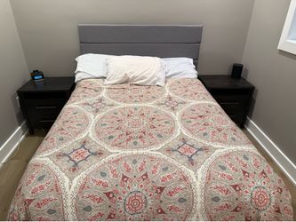 Full Size Bed with Headboard & Nightstands