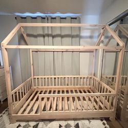 Kids/Toddler Montessori House Bed