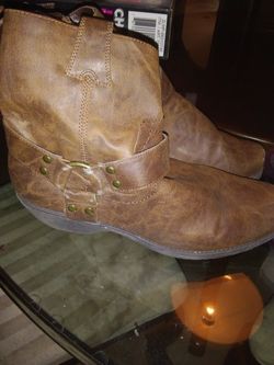 Womens boots