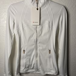 White lulu define jacket