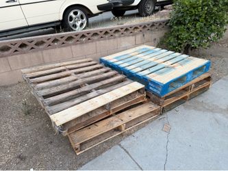 FREE wood pallets in West Covina