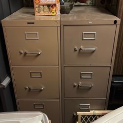 2 Full Size Filing Cabinet 