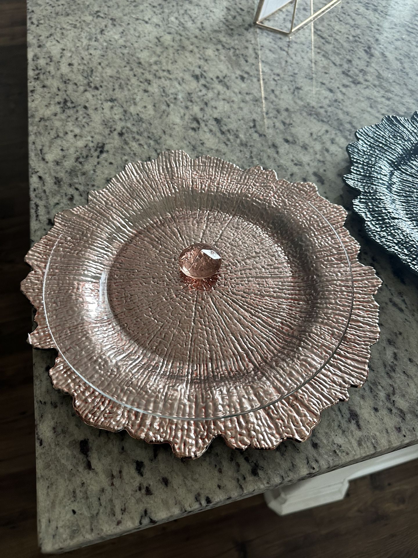 Elegant Glass Lunch Or Dinner plates with Rose gold And Navy Chargers